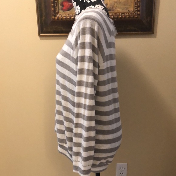 Vintage Havana Distressed striped loose fit long sleeved comfy sweater - Picture 3 of 10